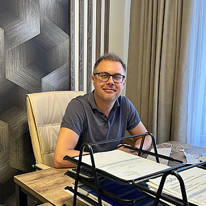 Алексей Новосёлов Алексей Новосёлов